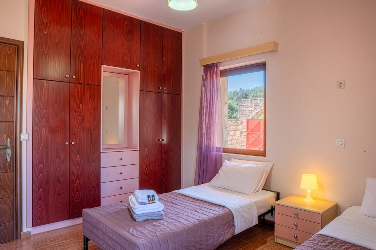 Gianni's Castle - Apartment with Private Pool
