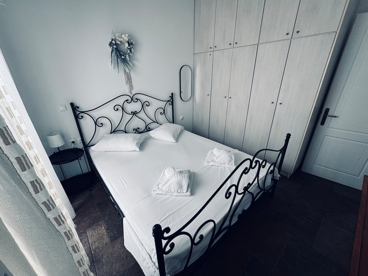 Portolos Apartments - Filiatro
