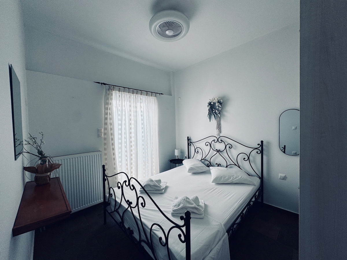 Portolos Apartments - Filiatro