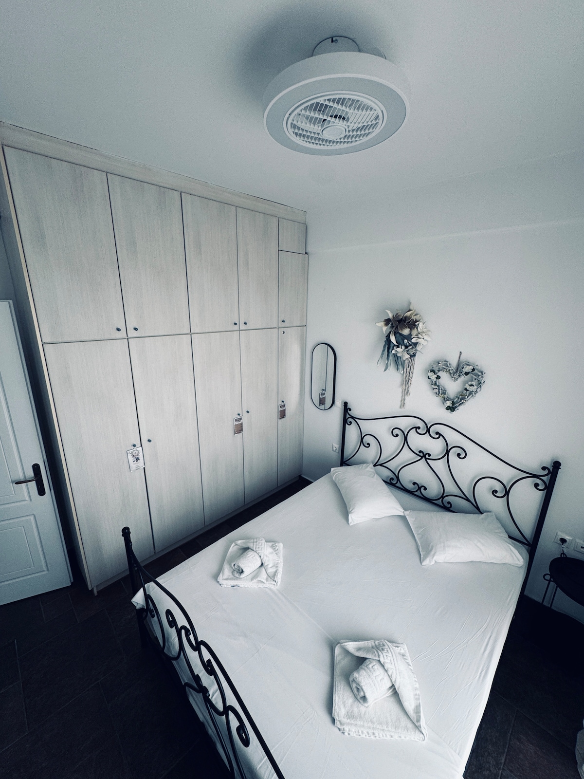 Portolos Apartments - Σαρακήνικο