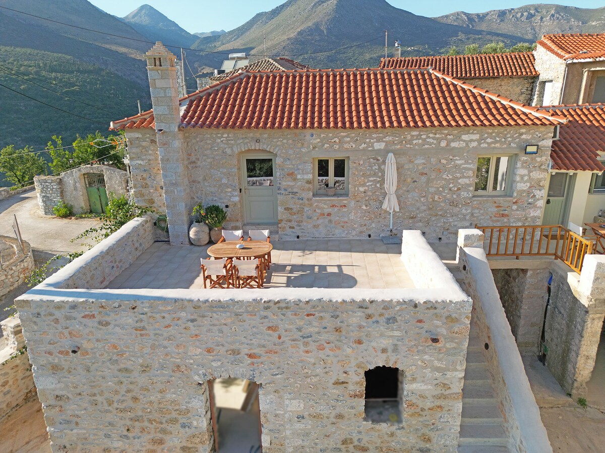 Melias Olive Retreat I