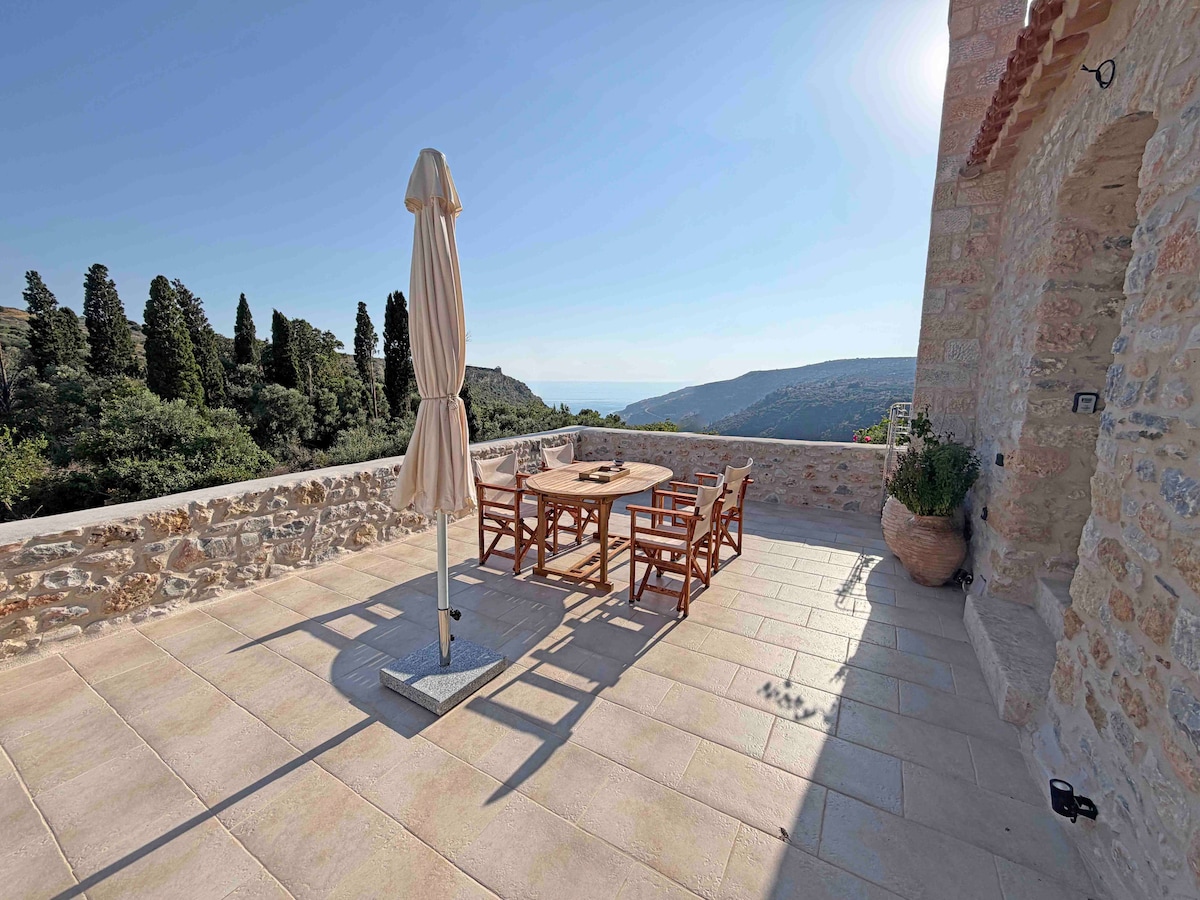 Melias Olive Retreat I