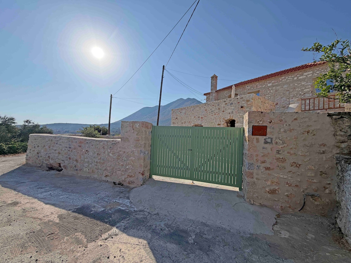 Melias Olive Retreat I