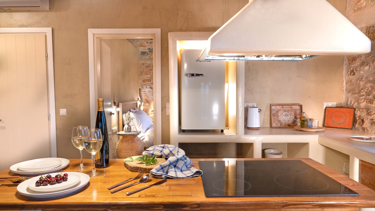 Melias Olive Retreat II