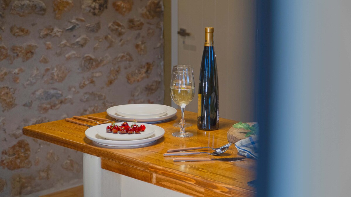 Melias Olive Retreat II
