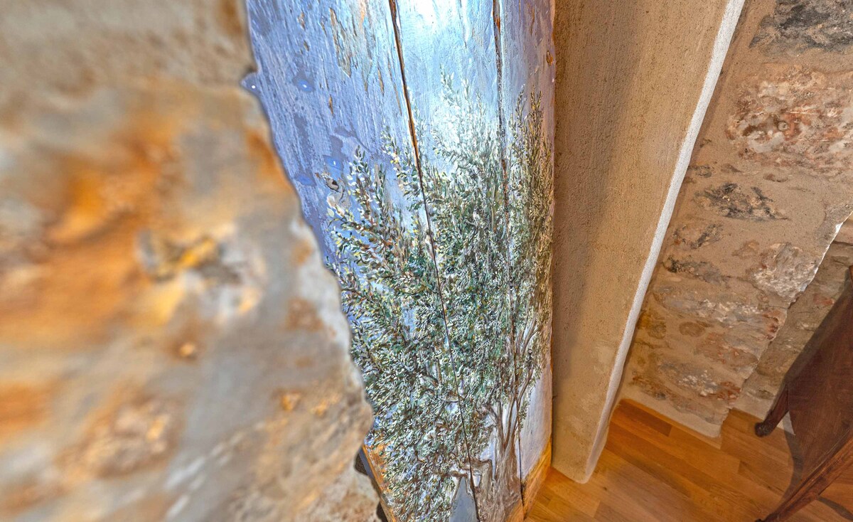 Melias Olive Retreat II