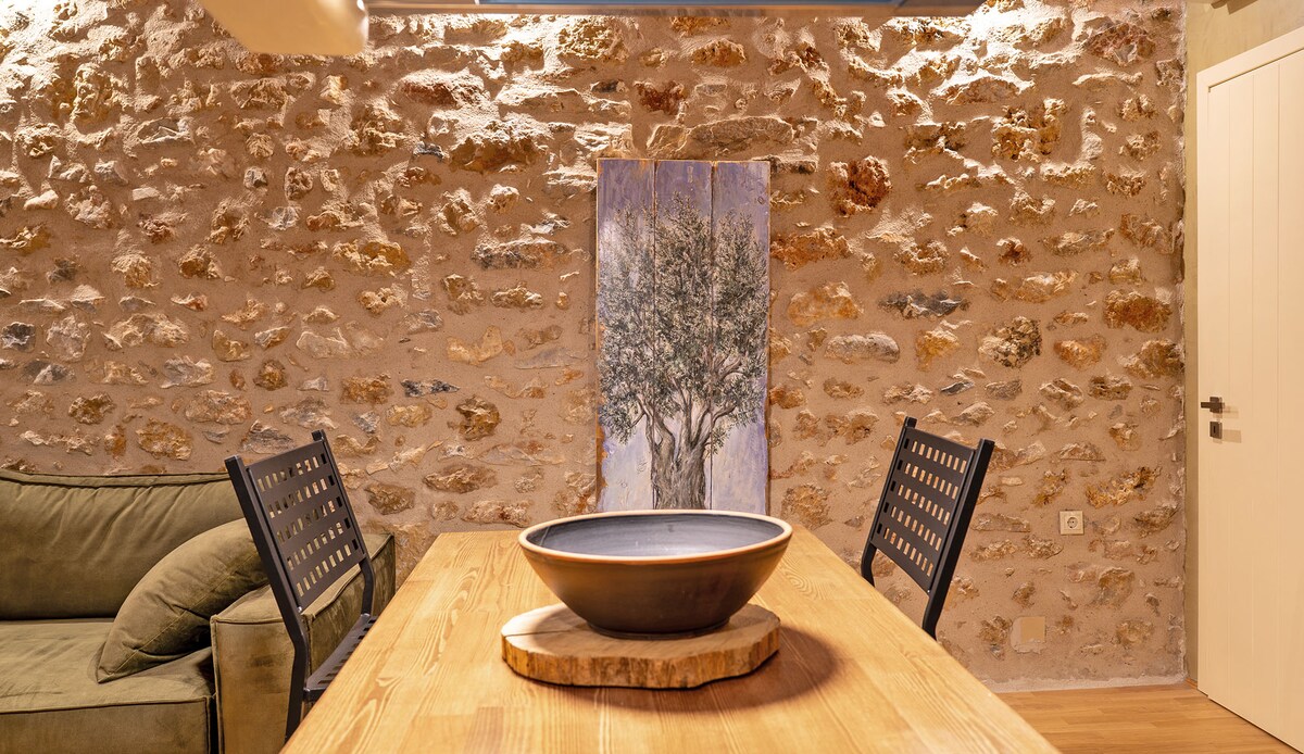 Melias Olive Retreat II