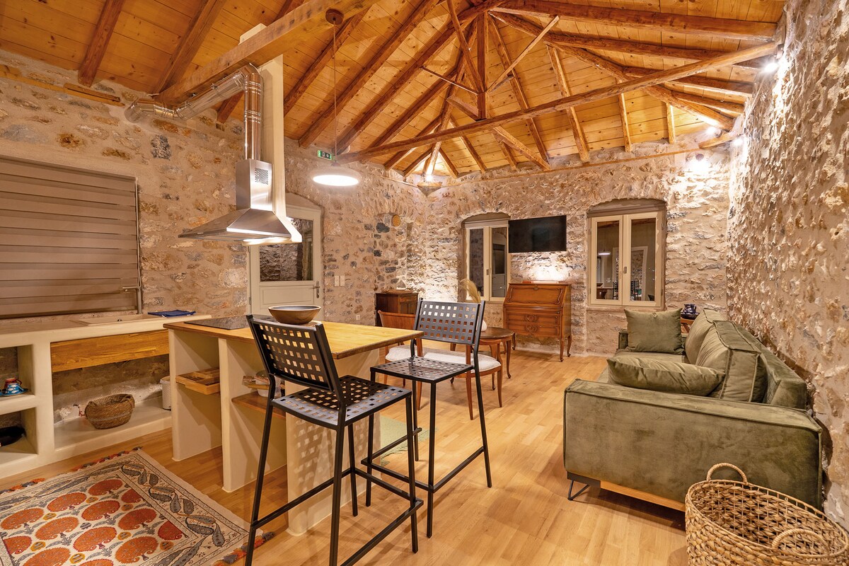 Melias Olive Retreat II