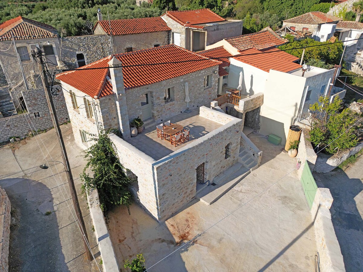 Melias Olive Retreat II