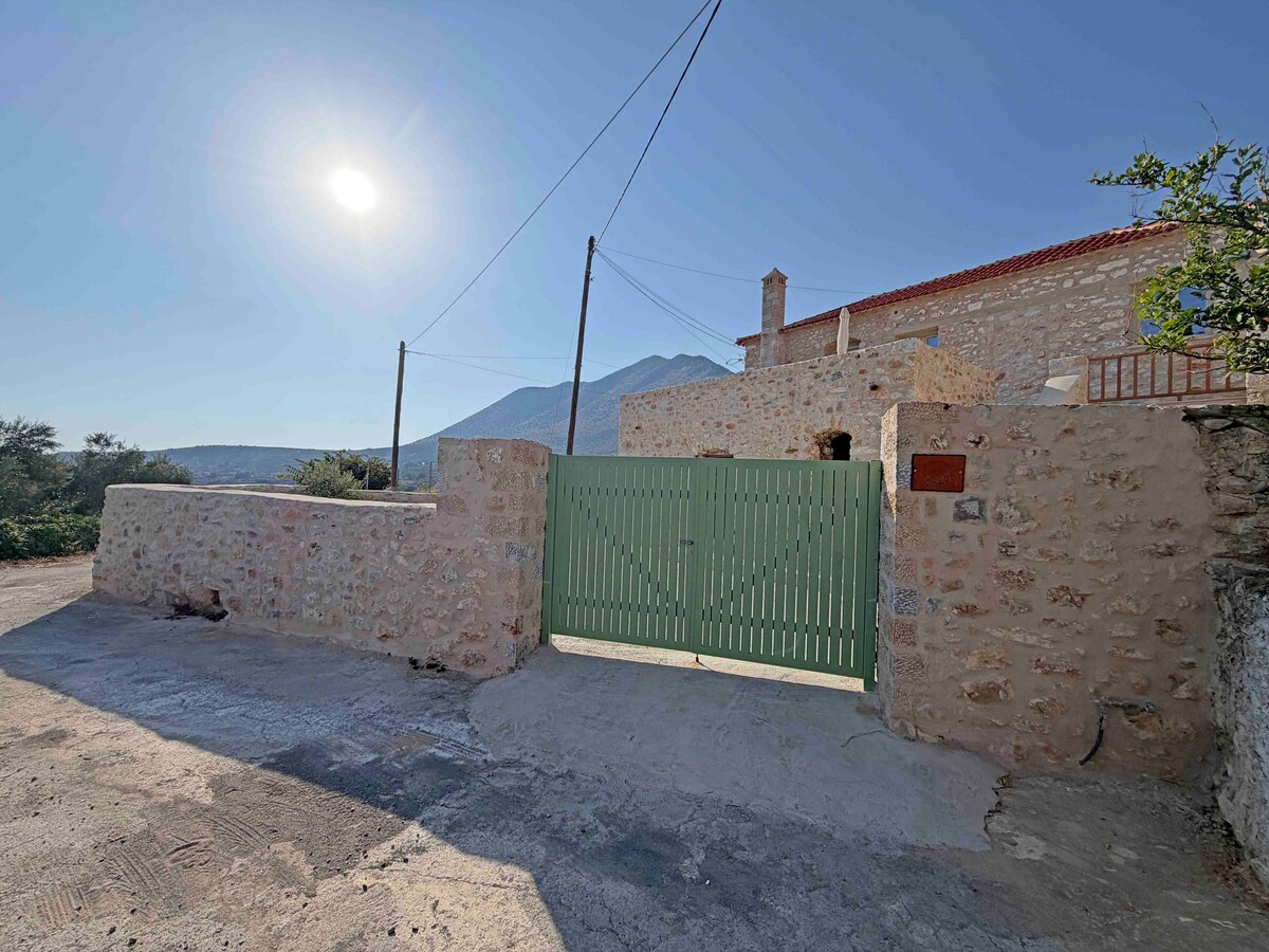 Melias Olive Retreat II