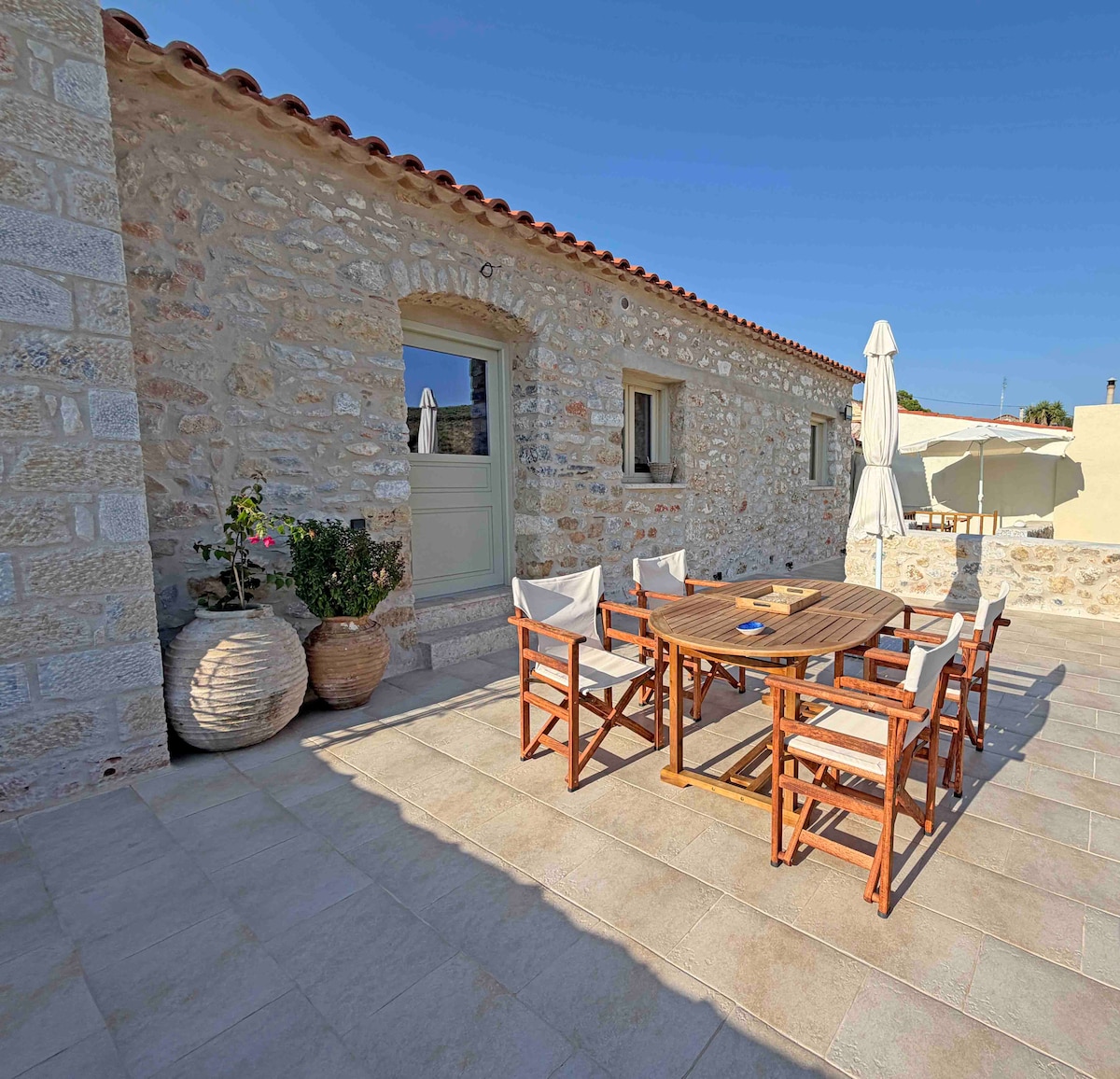 Melias Olive Retreat II